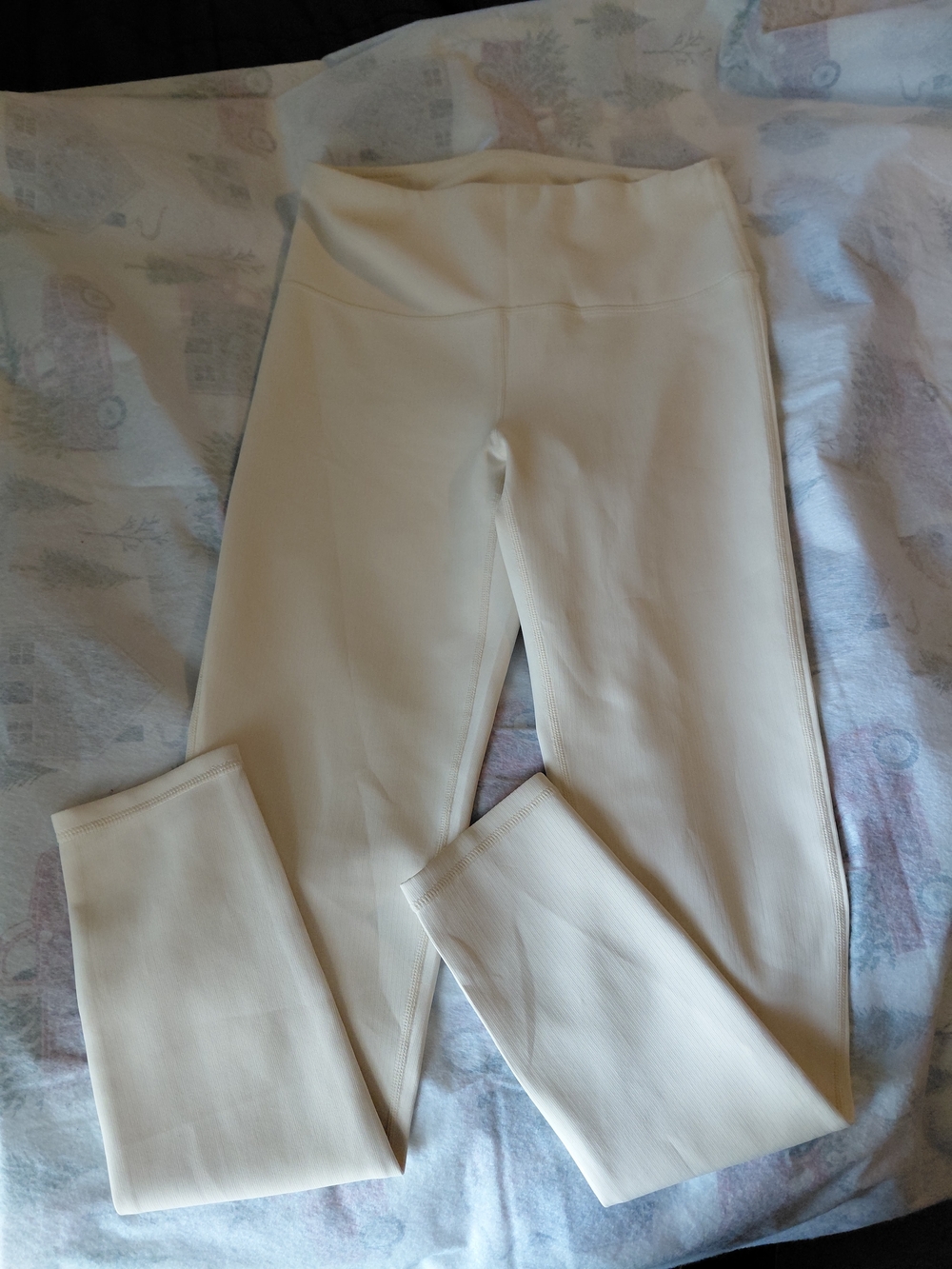 Mono B Cream High-Rise Leggings